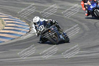 media/Nov-16-2025-Race Pace (Sun) [[8c5fa54630]]/Verified Riders/1-Turns 9 and 10 (925am)/